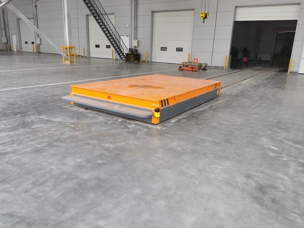 RGV自动化轨道车